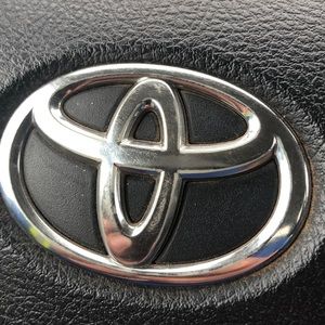 Meet your Posher, Derek